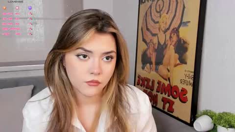 Mia online show from 7, 1, 2026