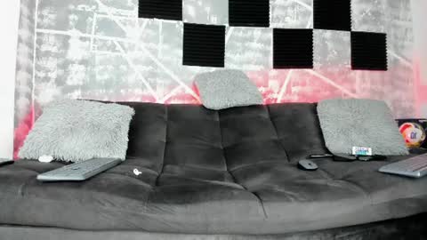 Snapshot of leonidas_k18 chatting on 23, 6, 2026 ANDRES online show from 23, 6, 2026