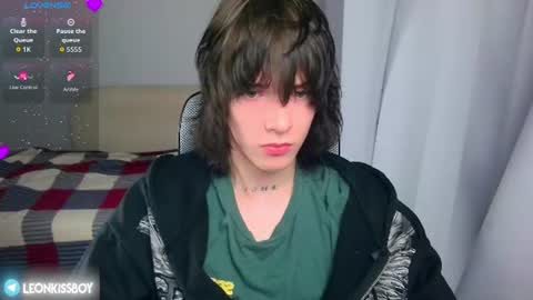 Snapshot of leonkissboy chatting on 2, 7, 2026 leonkissboy online show from 2, 7, 2026