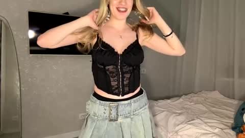 Snapshot of leonormcelyea chatting on 27, 2, 2026 Eve online show from 27, 2, 2026