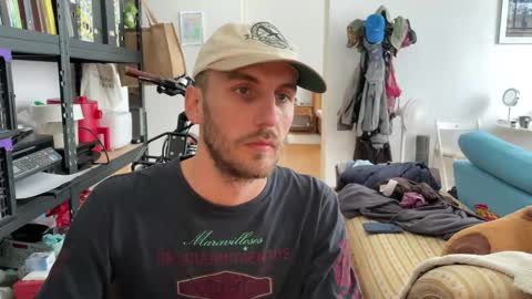 Leon online show from 7, 10, 2025