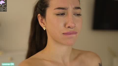 Leora online show from 7, 2, 2025