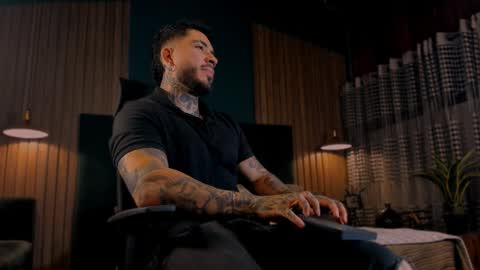 Leo Salvatore online show from 4, 2, 2025