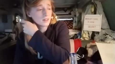 Snapshot of lesleygumgrass chatting on 7, 2, 2025 LesleyGumGrass- The Boring Trans girl online show from 7, 2, 2025