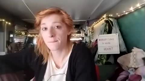 Snapshot of lesleygumgrass chatting on 10, 2, 2025 LesleyGumGrass- The Boring Trans girl online show from 10, 2, 2025