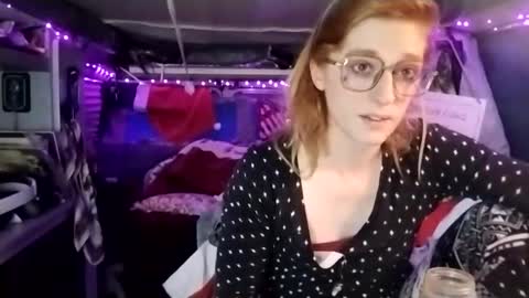 Snapshot of lesleygumgrass chatting on 21, 2, 2025 LesleyGumGrass- The Boring Trans girl online show from 21, 2, 2025
