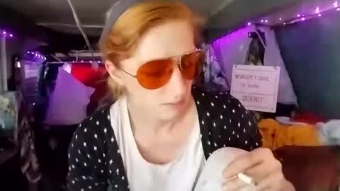 Snapshot of lesleygumgrass chatting on 22, 2, 2025 LesleyGumGrass- The Boring Trans girl online show from 22, 2, 2025