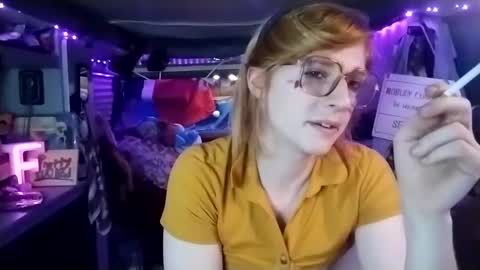 Snapshot of lesleygumgrass chatting on 27, 2, 2025 LesleyGumGrass- The Boring Trans girl online show from 27, 2, 2025