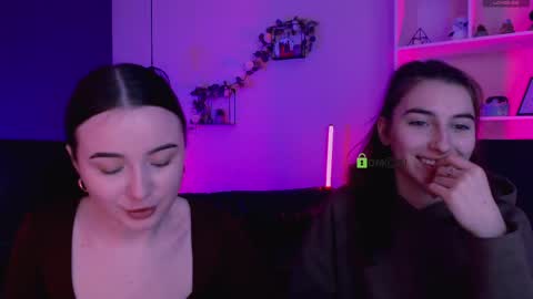 leslie_bird online show from 9, 4, 2026