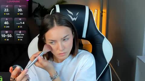 Snapshot of leslie_scottt chatting on 29, 5, 2026 Leslie online show from 29, 5, 2026