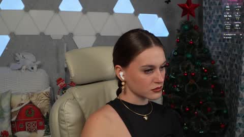 Snapshot of lesliekorfs chatting on 10, 12, 2024 LeslieKorfs online show from 10, 12, 2024