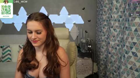 Snapshot of lesliekorfs chatting on 16, 2, 2025 LeslieKorfs online show from 16, 2, 2025