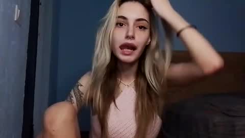 lesyawhite online show from 25, 11, 2025