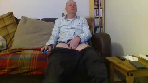 Snapshot of letmestrip chatting on 11, 12, 2024 paul online show from 11, 12, 2024