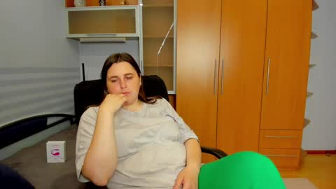 Naomi online show from 5, 6, 2026