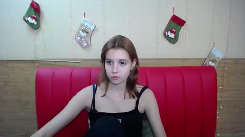 Snapshot of letty_curly chatting on 5, 1, 2025 letty_curly online show from 5, 1, 2025
