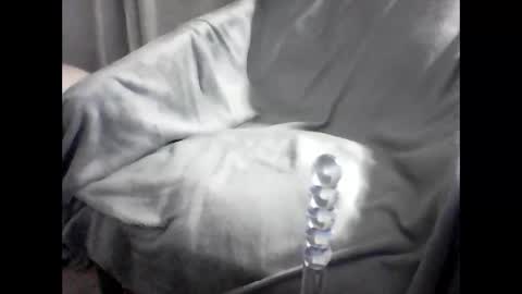 leweylewy online show from 5, 3, 2025