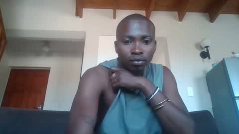 Snapshot of lewinskytheone chatting on 18, 2, 2025 lewinskytheone online show from 18, 2, 2025