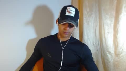 i  am lewis ly EDUARDO MEMDOZA15 online show from 12, 2, 2026
