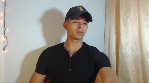 i  am lewis ly EDUARDO MEMDOZA15 online show from 16, 2, 2026