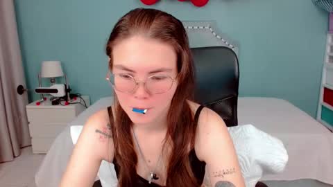 Lexas Room online show from 10, 10, 2025