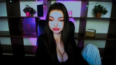 Alexia online show from 28, 2, 2025