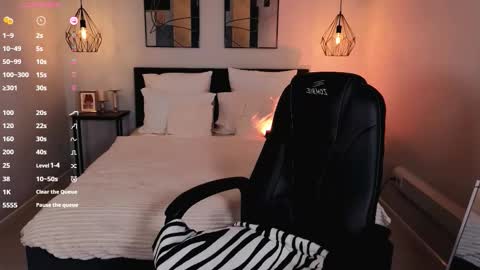 Lexy - Follow me online show from 27, 11, 2025