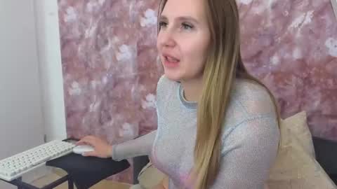 Snapshot of lexi_u_ chatting on 19, 1, 2025 LEXXY online show from 19, 1, 2025