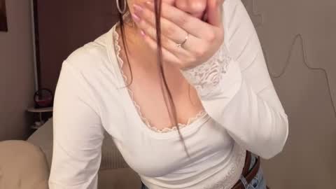 Snapshot of lexia_coy chatting on 14, 12, 2025 Vicki online show from 14, 12, 2025