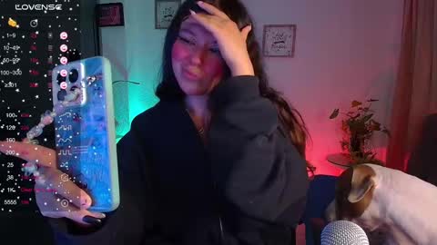 Lexie Thompson   8pm  0000am -5 online show from 28, 2, 2025