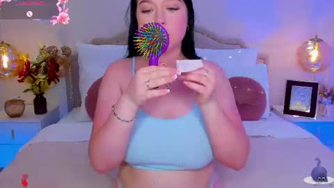 Snapshot of lexiepat chatting on 18, 6, 2026 Alex online show from 18, 6, 2026