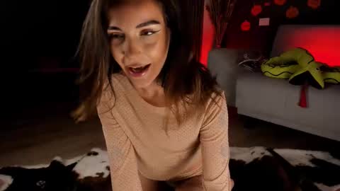 Lexi  online show from 18, 10, 2025