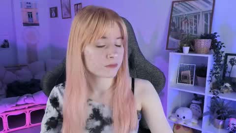 Lexi Wenford NO NUDE GODDESS online show from 4, 3, 2025