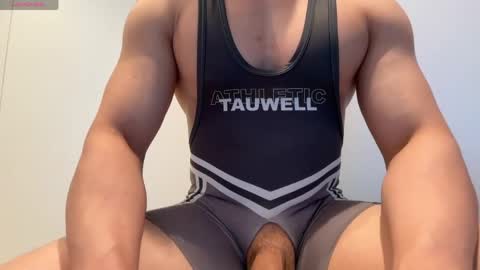 AsianKing online show from 8, 4, 2026
