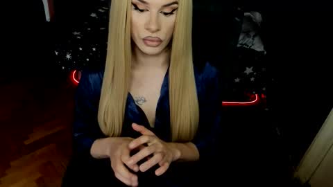 eva lexy you may call me Miss online show from 15, 10, 2025