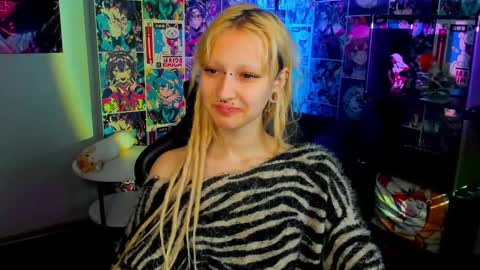 Snapshot of lexy_woorhez chatting on 5, 3, 2025 Lexy online show from 5, 3, 2025