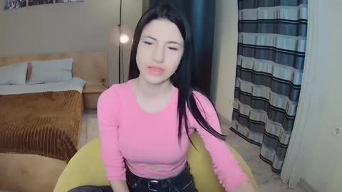 lexyswett online show from 24, 2, 2025