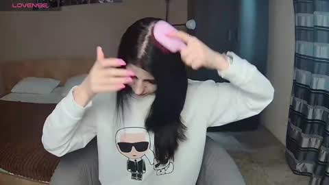 lexyswett online show from 10, 3, 2025