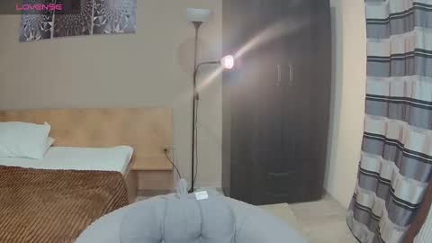 lexyswett online show from 11, 3, 2025