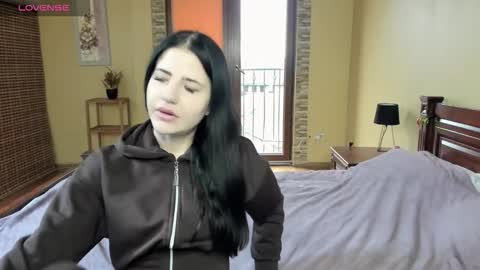 lexyswett online show from 15, 10, 2025