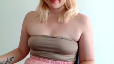 Leyla online show from 4, 8, 2026