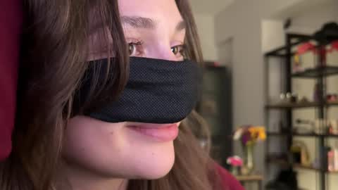 Leyla online show from 13, 12, 2024