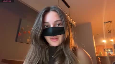 Leyla online show from 30, 9, 2025