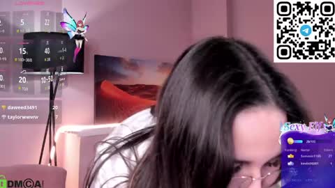 Snapshot of leylamirage chatting on 18, 4, 2026 leylamirage online show from 18, 4, 2026