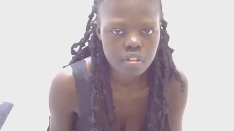 Snapshot of leylani69 chatting on 26, 7, 2026 laylani69 online show from 26, 7, 2026