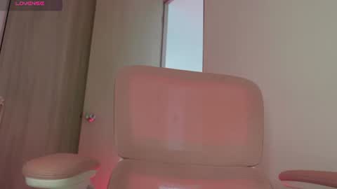 Snapshot of leyre_lerr chatting on 3, 7, 2026 Jessica online show from 3, 7, 2026