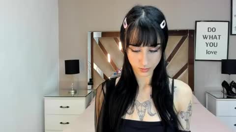 lhiamfitt online show from 1, 2, 2025