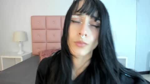 lhiamfitt online show from 7, 2, 2025