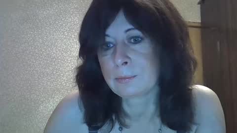 Snapshot of lia_ang chatting on 15, 11, 2025 lia_ang online show from 15, 11, 2025