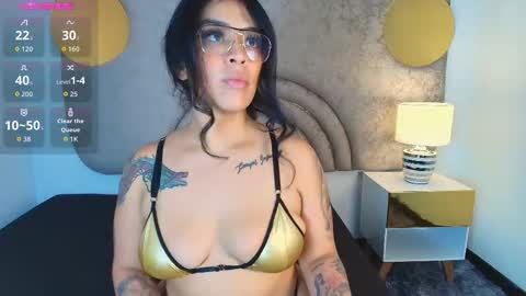 Snapshot of lia_caprice chatting on 16, 10, 2025 L I A C A P R I C E online show from 16, 10, 2025